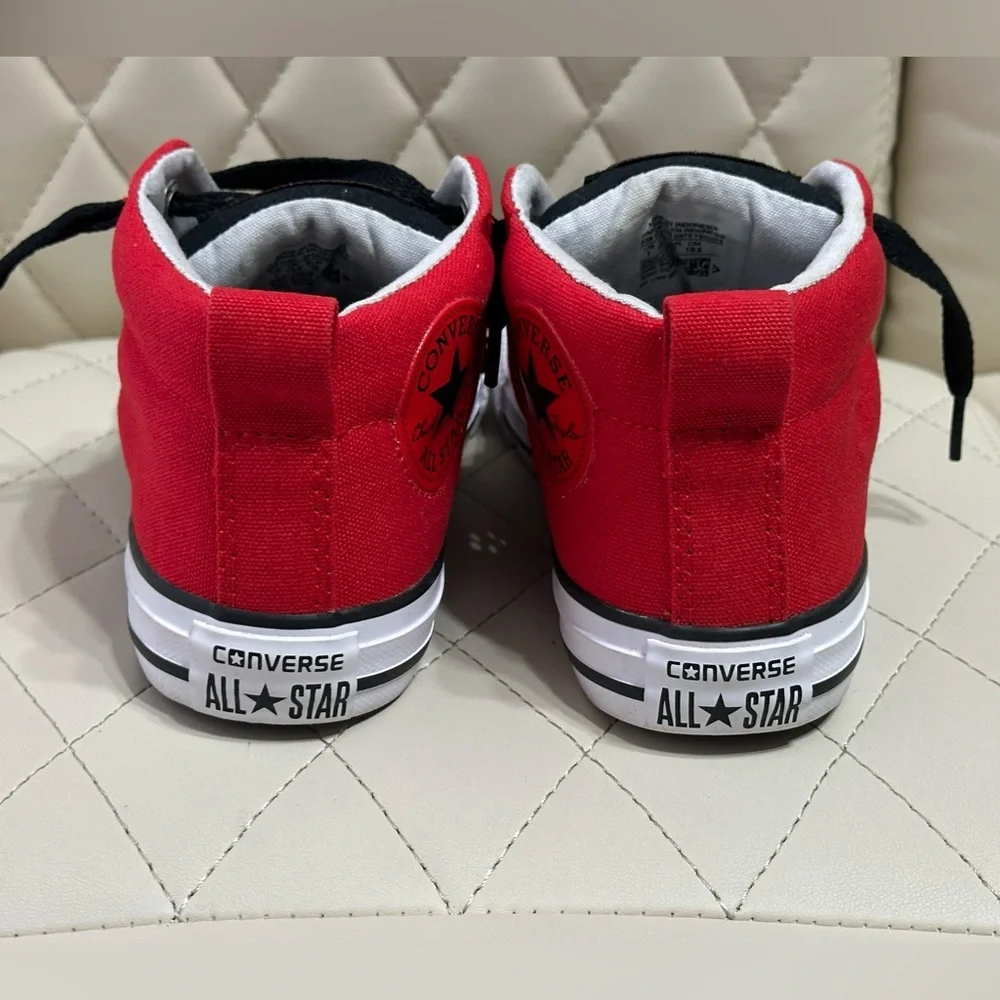 Converse Chuck Taylor All Star Street Mid Youth Kids shoes size 1 red